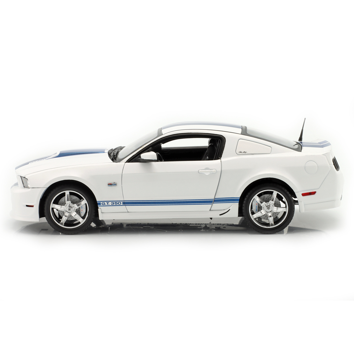 2011 Ford Shelby GT350 - Escala 1:18 - Shelby Collectibles