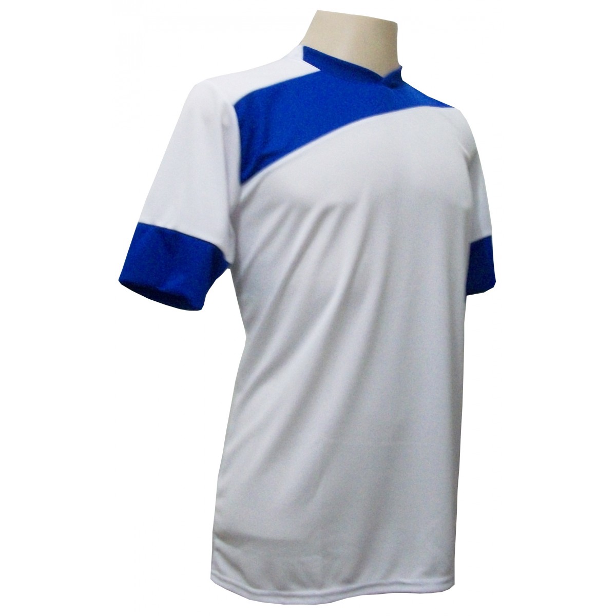 Uniforme Esportivo Completo modelo Sporting 14+1 (14 camisas Branco/Royal + 14 calções Madrid Branco + 14 pares de meiões Royal + 1 conjunto de goleiro) + Brindes