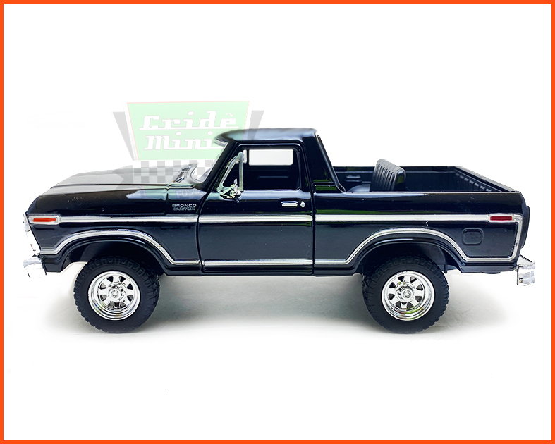 Ford Bronco 1978 safari black - escala 1/24