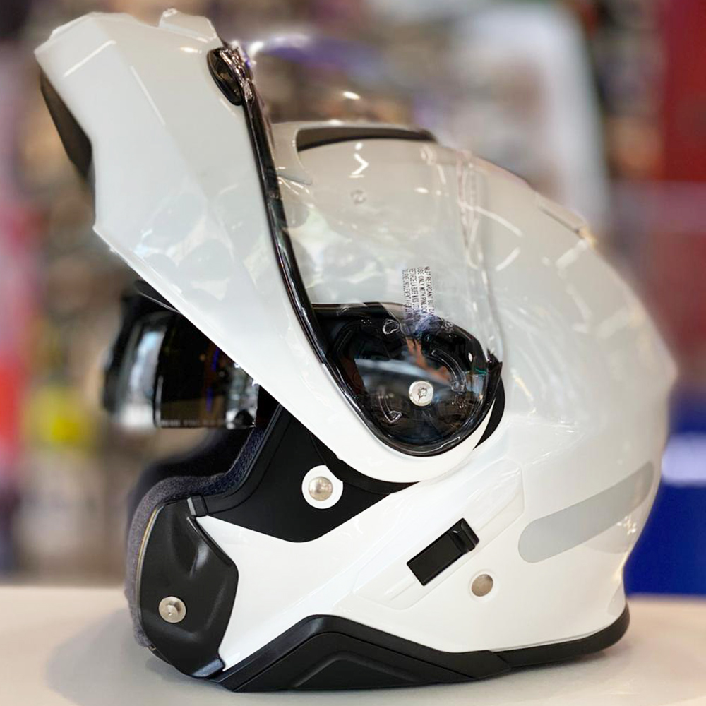 Capacete Shoei Neotec 2 Branco Brilho Escamoteável  - Planet Bike Shop Moto Acessórios