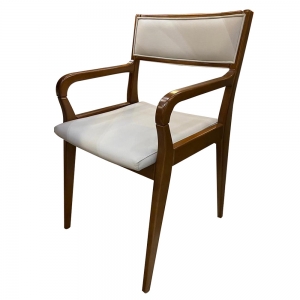 Cadeira Sinus Estofada - Madeira Maciça - Assento e Encosto Estofado