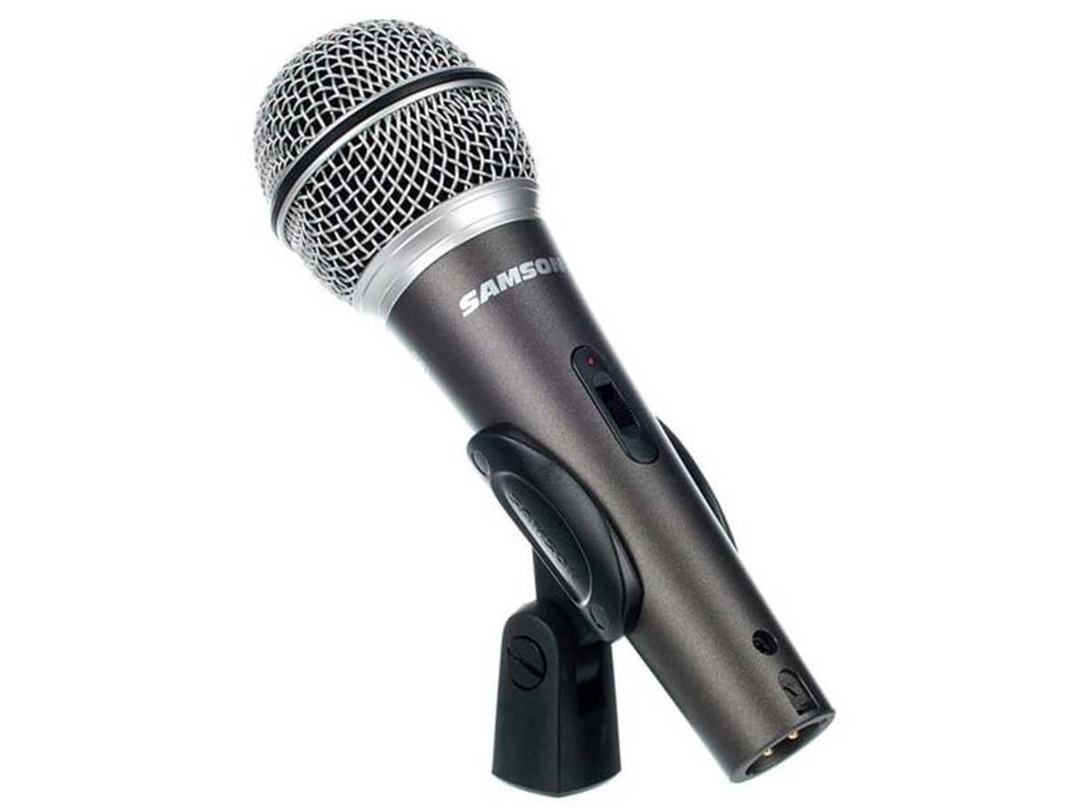 Microfone Dinâmico com Fio para uso Profissional Samson Q6