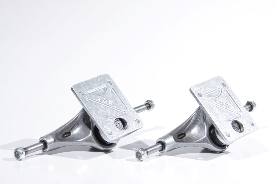 Truck Crail - Low 127 Classic Logo Silver  - No Comply Skate Shop