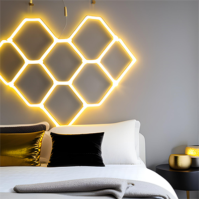Plafon de LED Hexagonal Dourado 60W Luz Quente - Foto 4