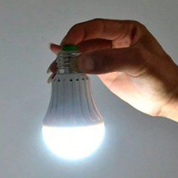 Lâmpada LED Bulbo de Emergência 12W Branco Frio