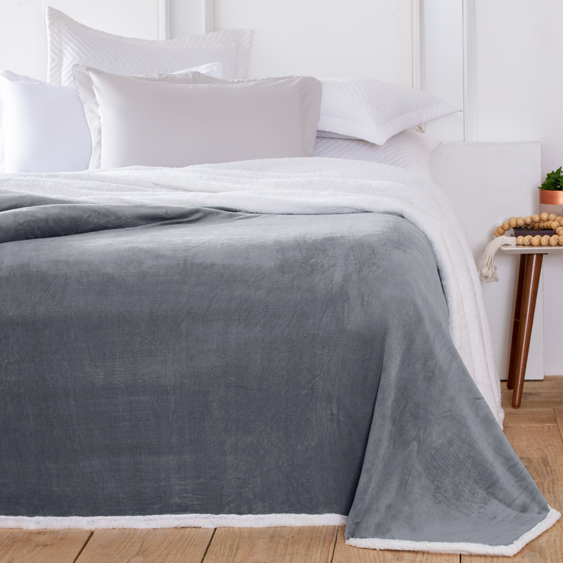 Cobertor Áustria Liso Cinza Dupla Face Queen Avulso - Tecido Sherpa e Manta Microfibra