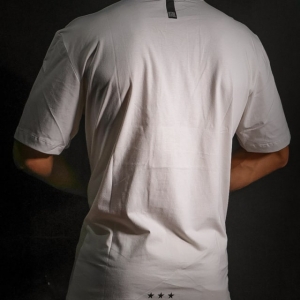 Camiseta Athleta Casual AW23 - Off White Minimalist