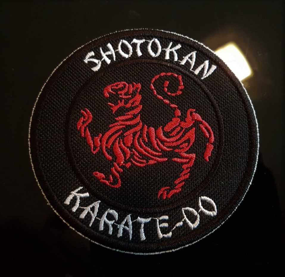 Bolsa Evolution Karate Shotokan Preta /Vermelha
