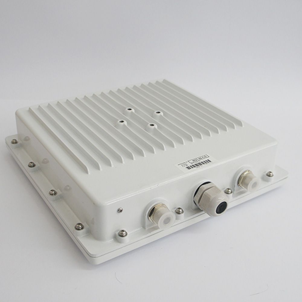 Rádio Ponto A Ponto 5,4 E 5,8 Ghz Com Antena Direcional E Porta Gigabit Ethernet Bst-55-Cg Witelcom