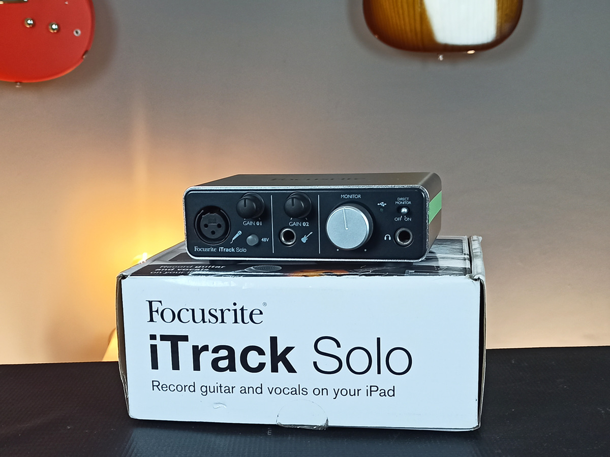 Interface USB Focusrite iTrack Solo - Usada - Ipad e Pc