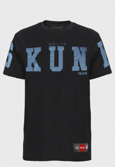 Camiseta Streetwear Black Prison Skunk