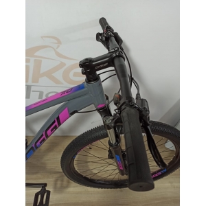 Bicicleta OGGI Big Wheel 7.0 aro 29 2022 - 18V Shimano Alivio - Freio Logan Hidráulico - Grafite/Azul/Pink