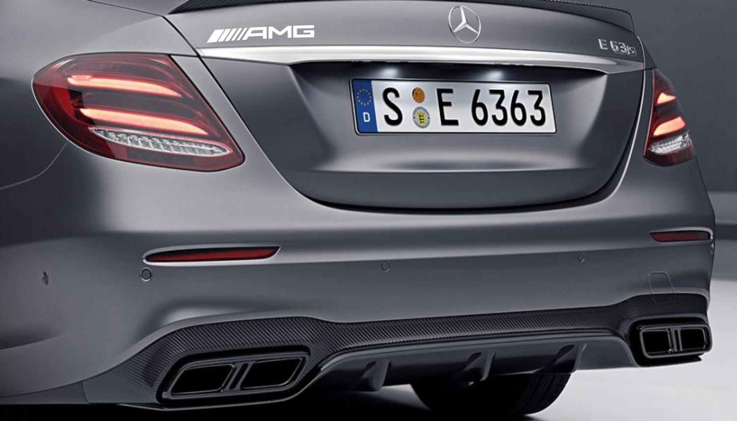 Adesivos AMG Mercedes - 2 Unid de 20cm. Alta qualidade