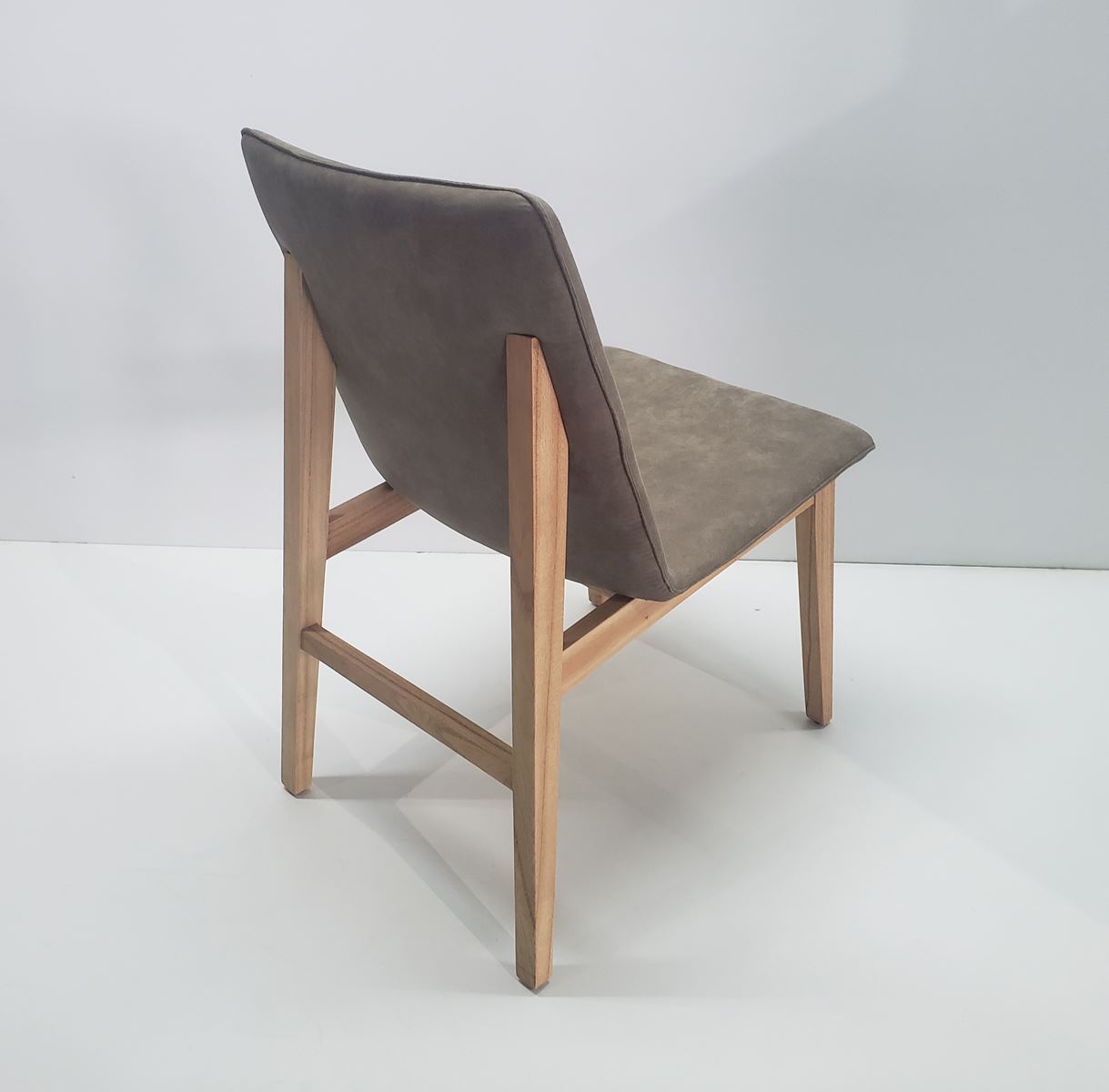 Cadeira Form (I)