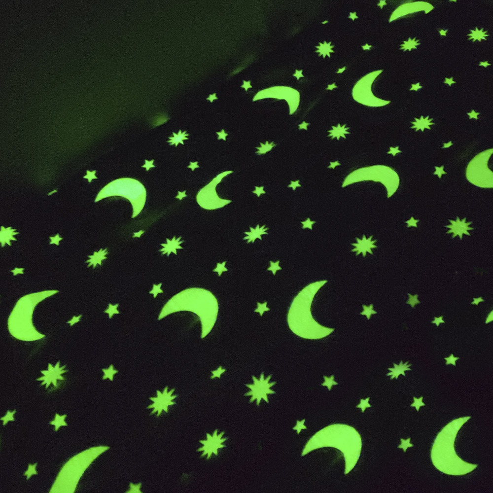 Manta Cobertor Brilha no Escuro Fluorescente Infantil Microfibra Mantinha Extra Macio Lua Estrelas Divertida