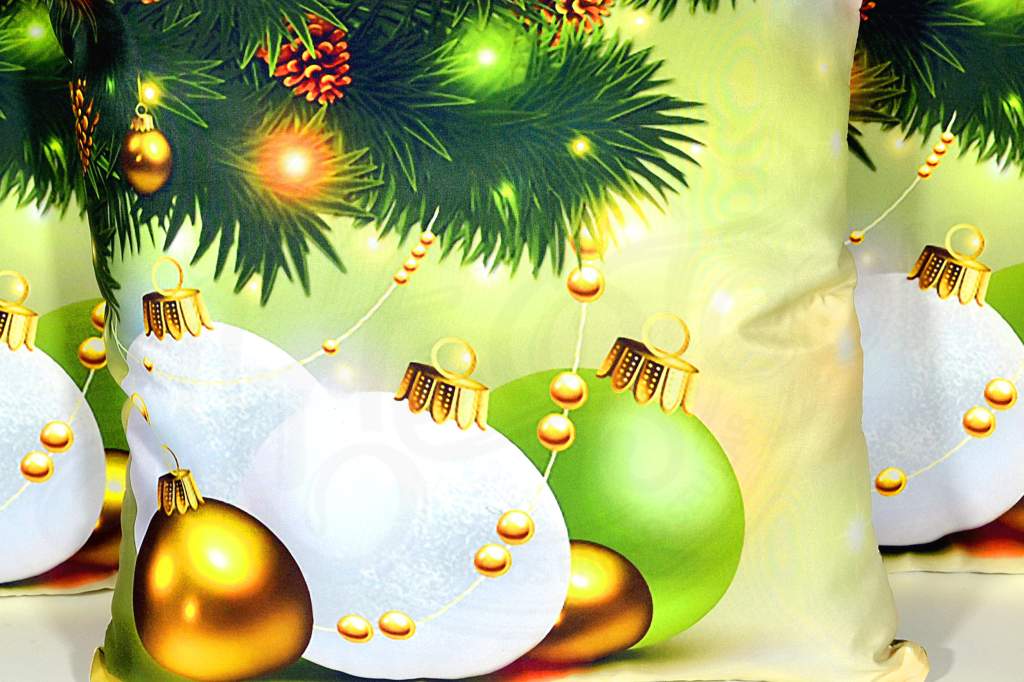 Capa de Almofada Natal - Bolas de Natal