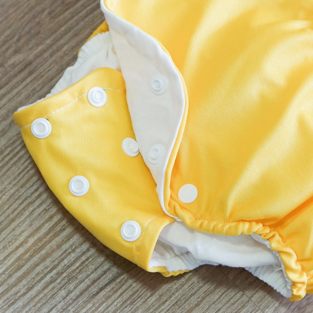 Fralda Ecológica e de Piscina Reutilizável Bebê 2 em 1 com Absorvente de Pano 1 à 12 Meses Amarelo