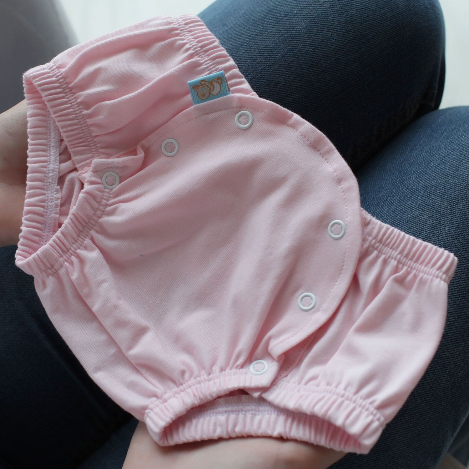 Kit 4 Peças com Body Regata Tapa Fraldas e Bandana Impermeável Bebê Malha Liso Rosa e Pink