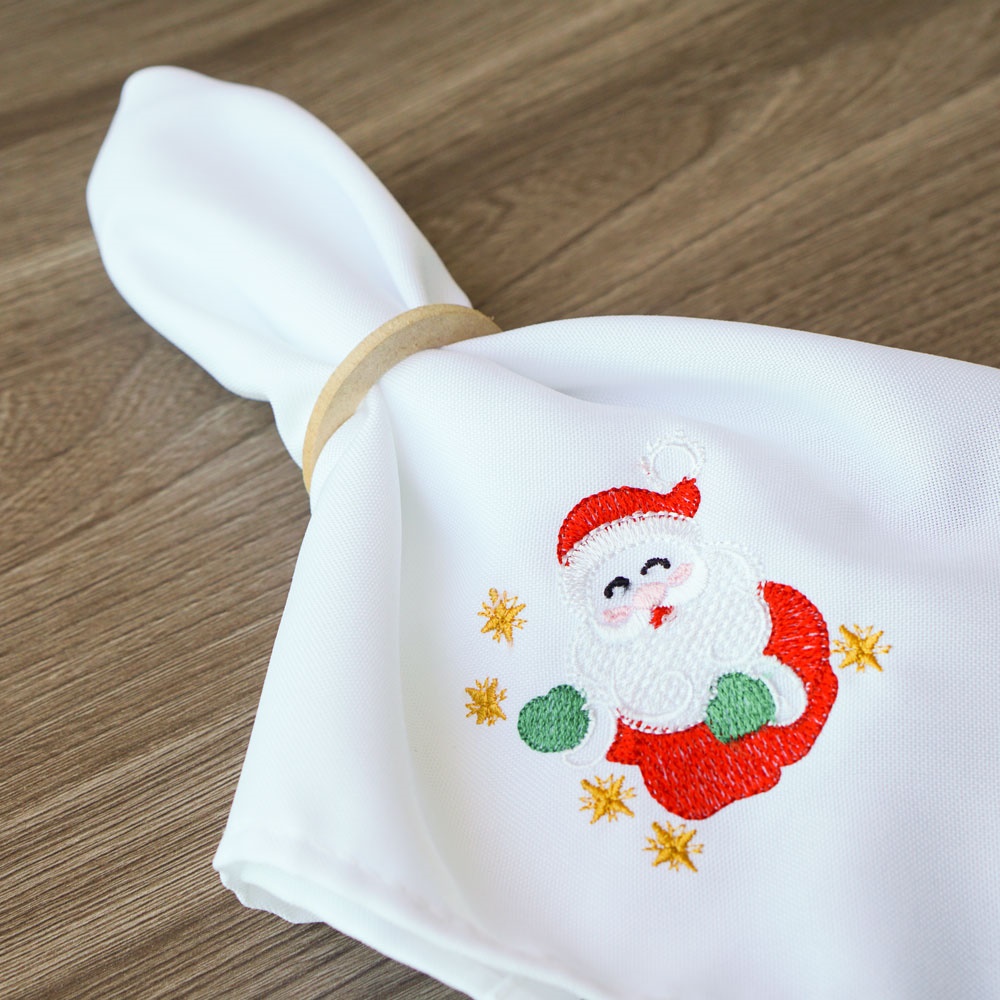 Kit 8 Peças Guardanapo de Tecido Branco Bordado Natal Papai Noel com Bainha para Mesa Posta