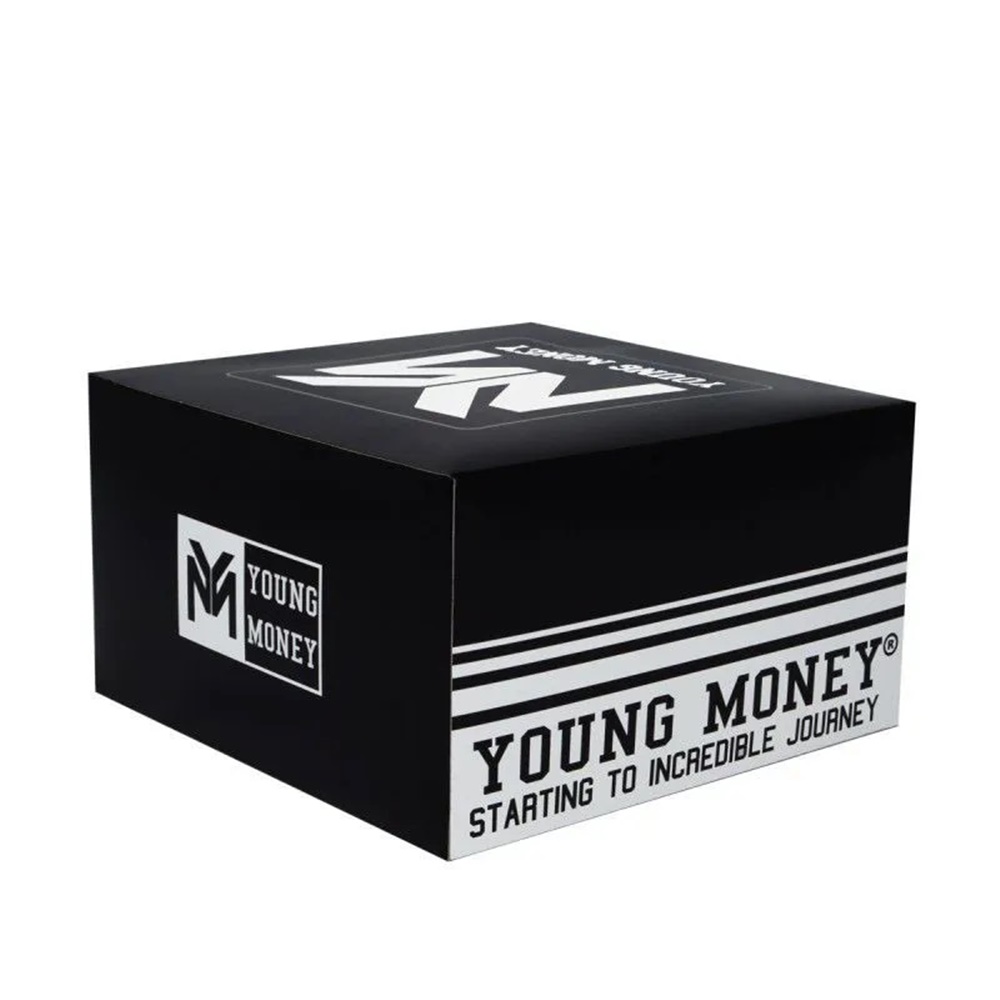Boné Young Money Aba Curva Snap Piramide + Embalagem