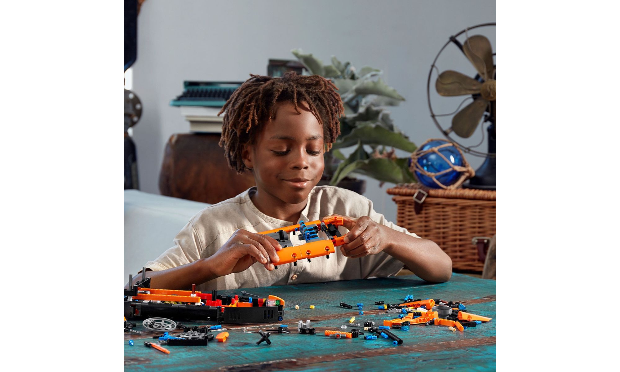 LEGO Technic 2 Em 1 - Hovercraft de Resgate 42120