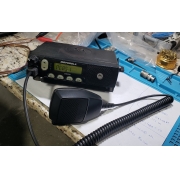 Radio Motorola EM400 UHF Seminovo Completo 438 a 470 Mhz