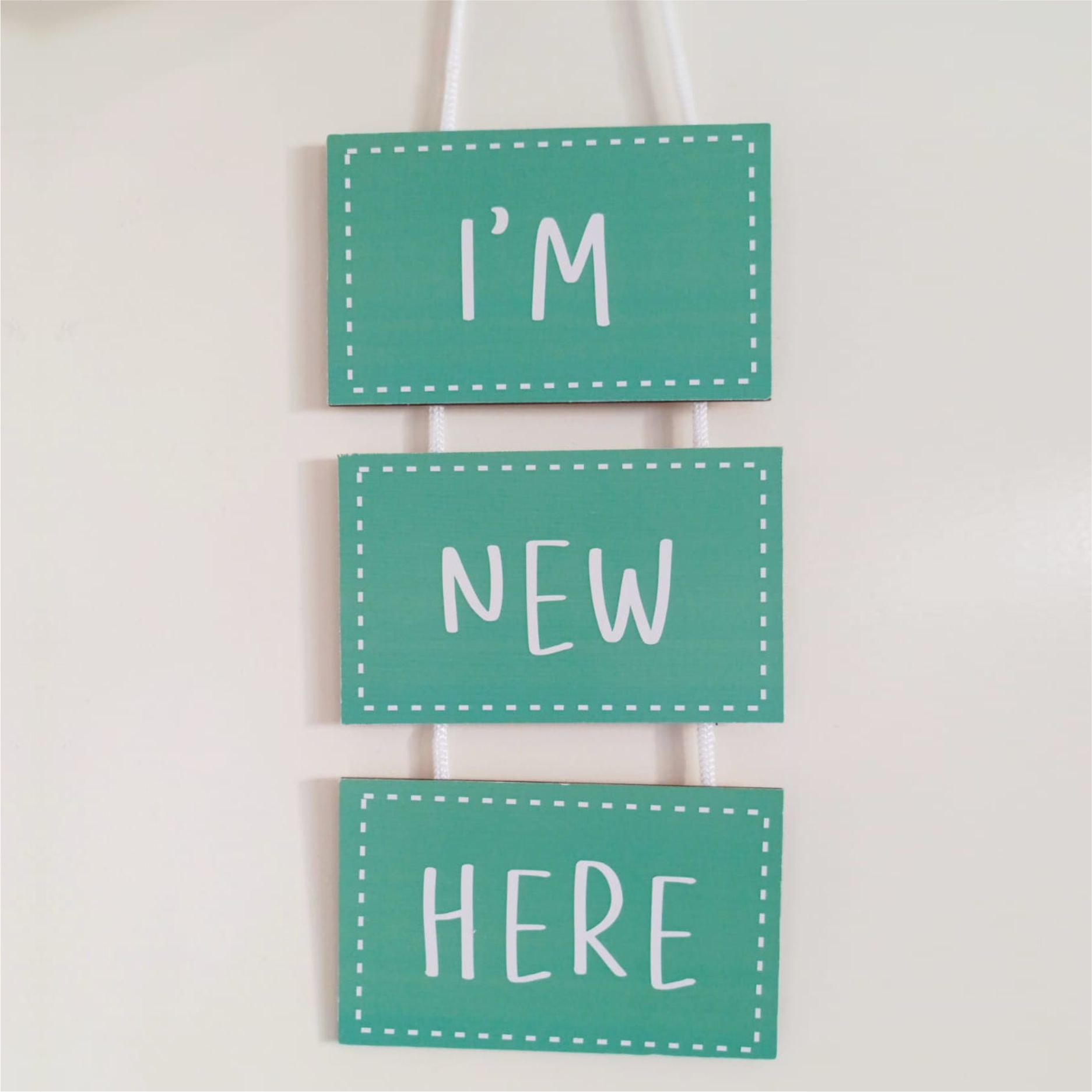 Plaquinhas Com Frase - I am new here - placa de porta- recém nascido