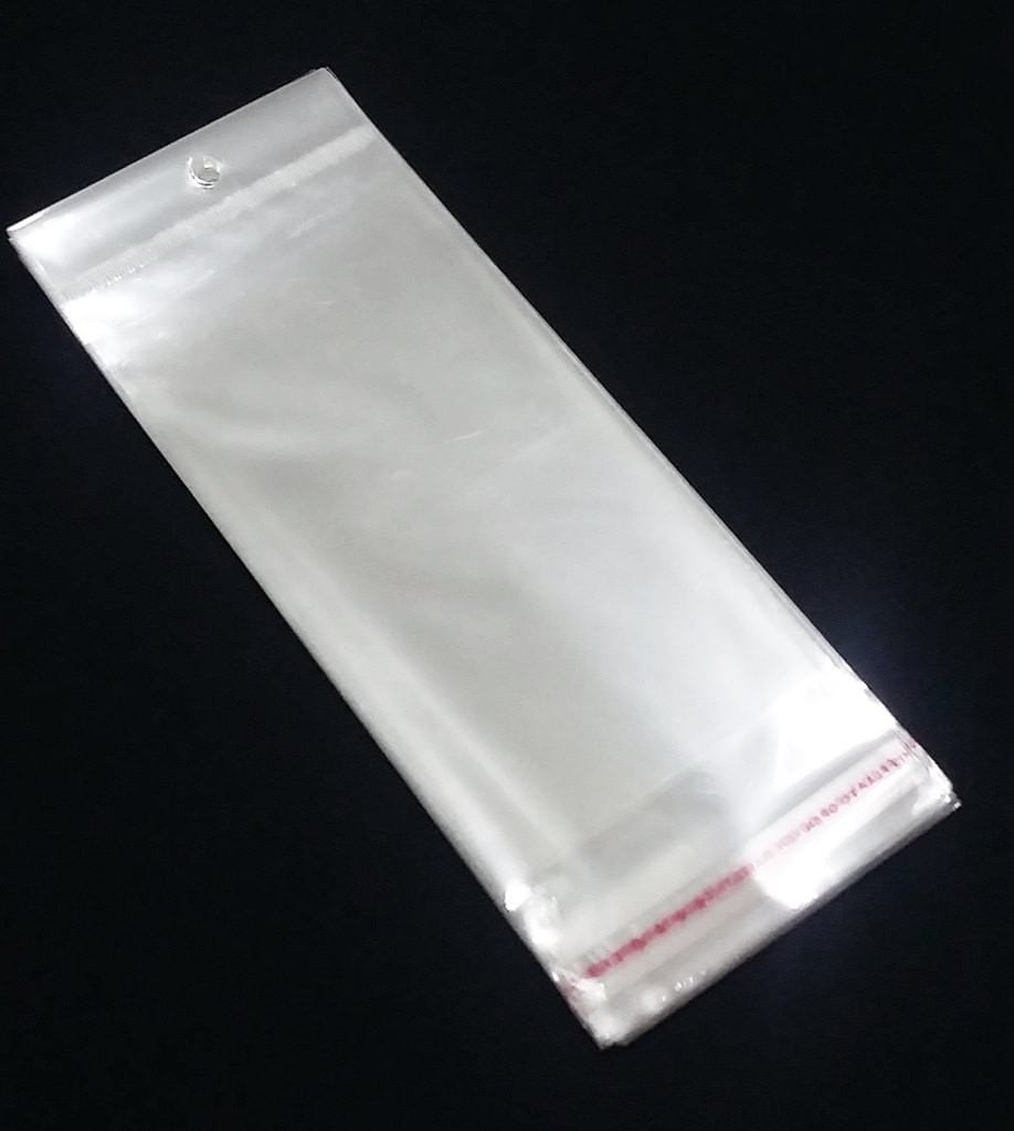 08-Saquinho Plastico com adesivo com furo 8x15 com 100 unidades