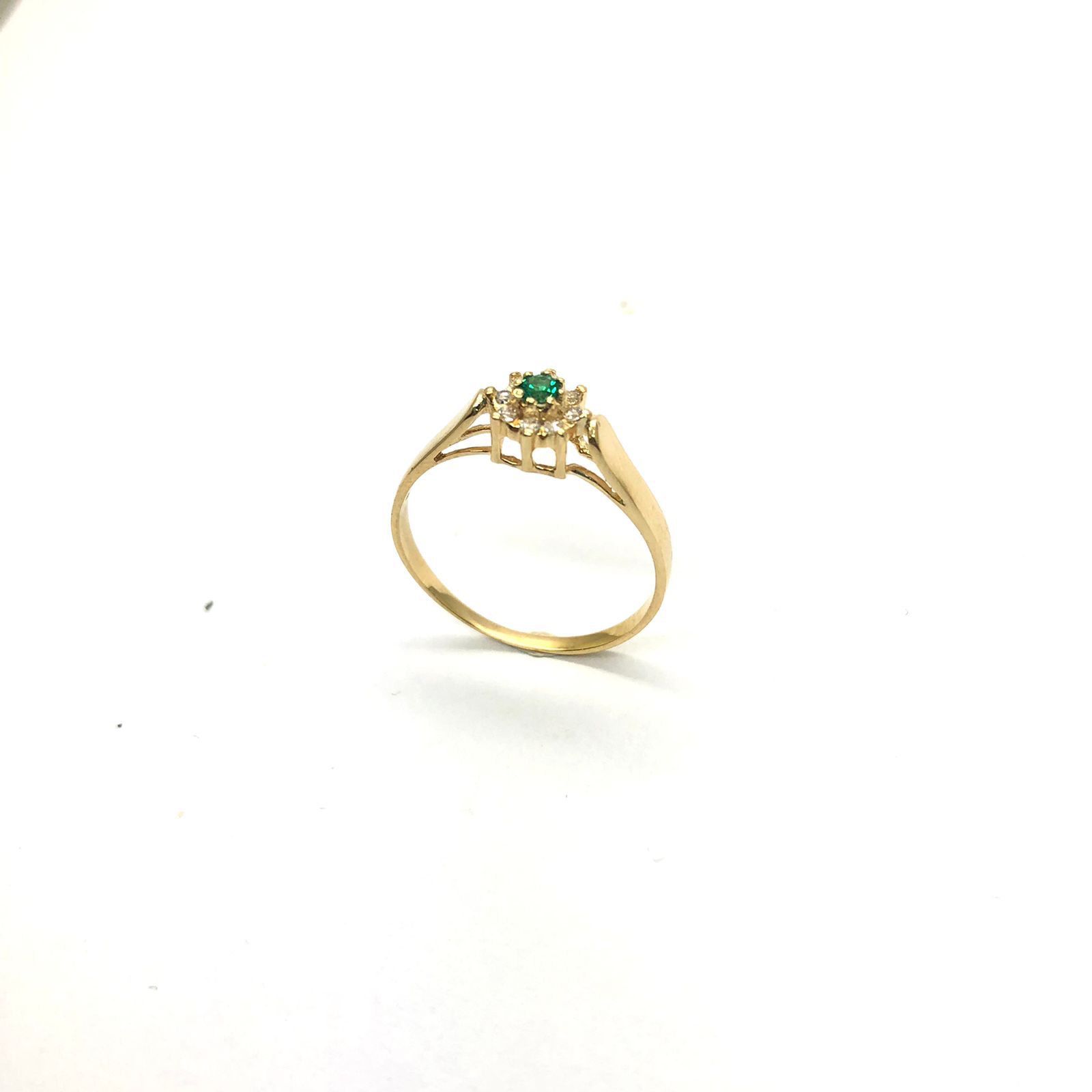 Anel Esmeralda Pedra Verde Formatura Ouro 18k e Diamante Sintético k2