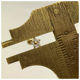 Ouro 18k Piercing Flor Estrela com Pedras Curvado Cartilagem Hook Helix Tragus Orelha CO110K045