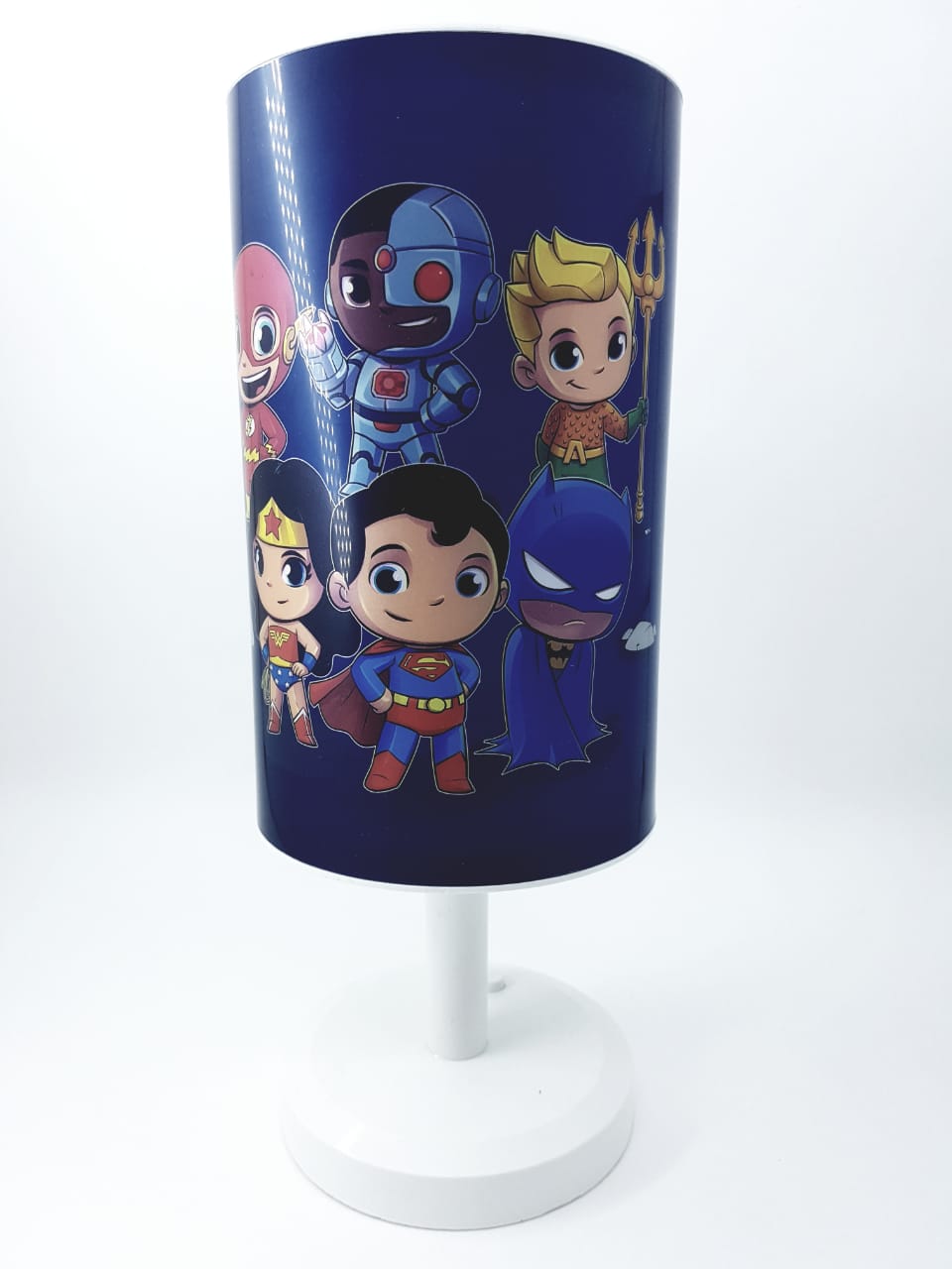 Luminária de mesa Infantil Abajur Criança Super Herói Miniatura