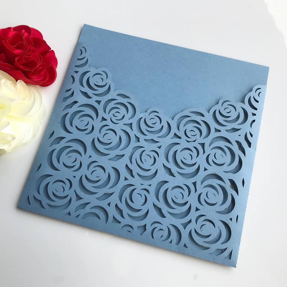 Ref. 001 - Envelope para Convite Casamento 18x18cm Corte a Laser Floral Papel Color Plus 180g