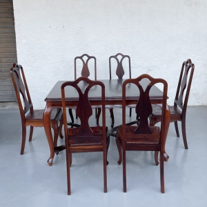 Antiga Mesa De Jantar 8 Cadeiras Chipandelle Madeira Nobre