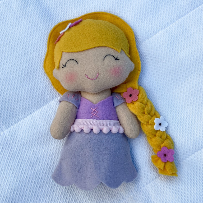 Boneca Princesa Rapunzel