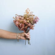 Buquê de Mini Flores Artificiais Coloridas | Formosinha