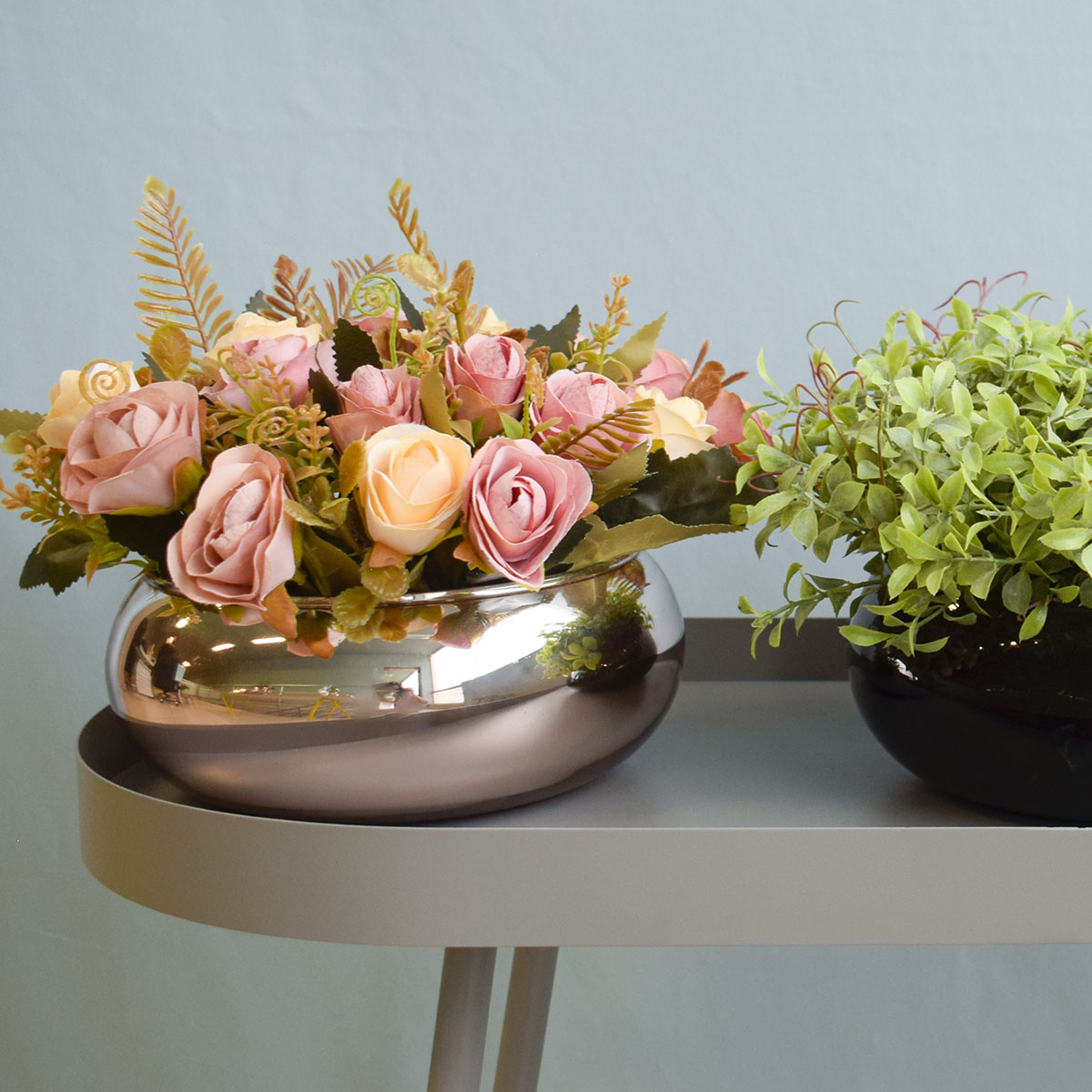 Arranjo De Mini Rosas no Vaso Baixo Rose | Linha Arranjos de Flores Formosinha