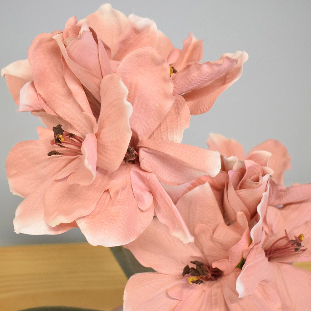 Arranjo de Flores Artificiais Amarílis Rosa no Vaso Rose Gold | Formosinha