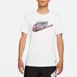 Camiseta Nike Sportwear Worldwide 3D Logo - Masculina - Branco