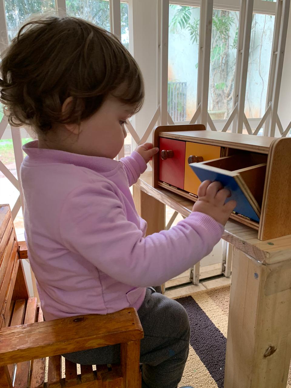 Montessori Caixa com Gamelas