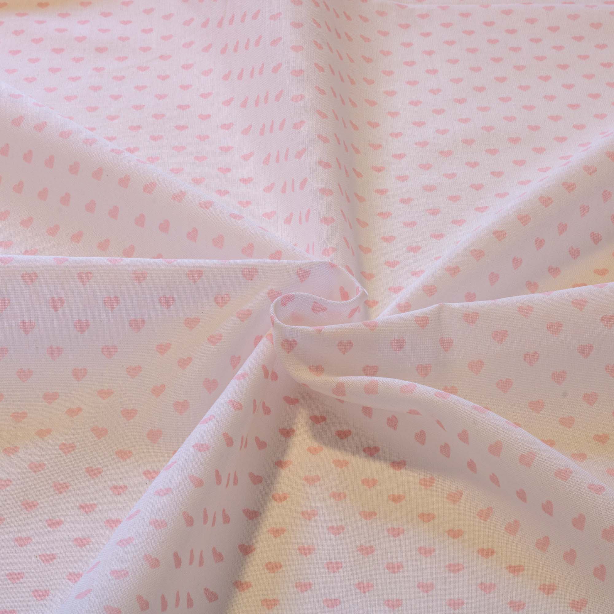 Tecido tricoline estampado coração rosa fundo branco 1,40 m largura