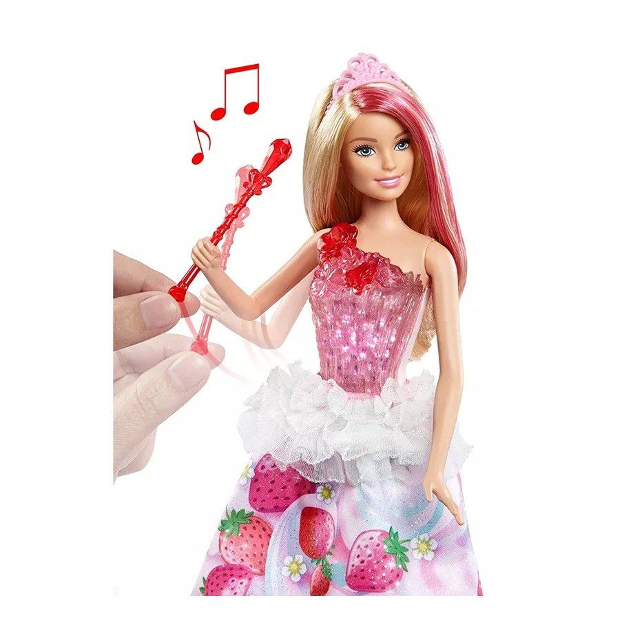 Boneca Barbie Dreamtopia Princesa Reino dos Doces - Mattel