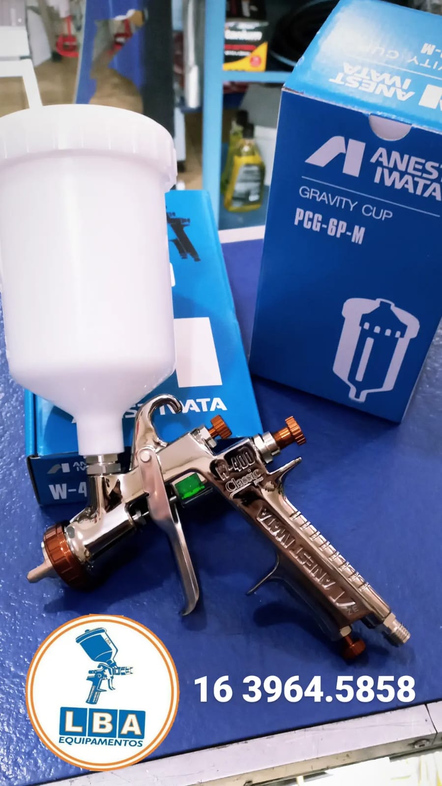 Pistola de pintura W-400 BELLARIA - Anest-Iwata