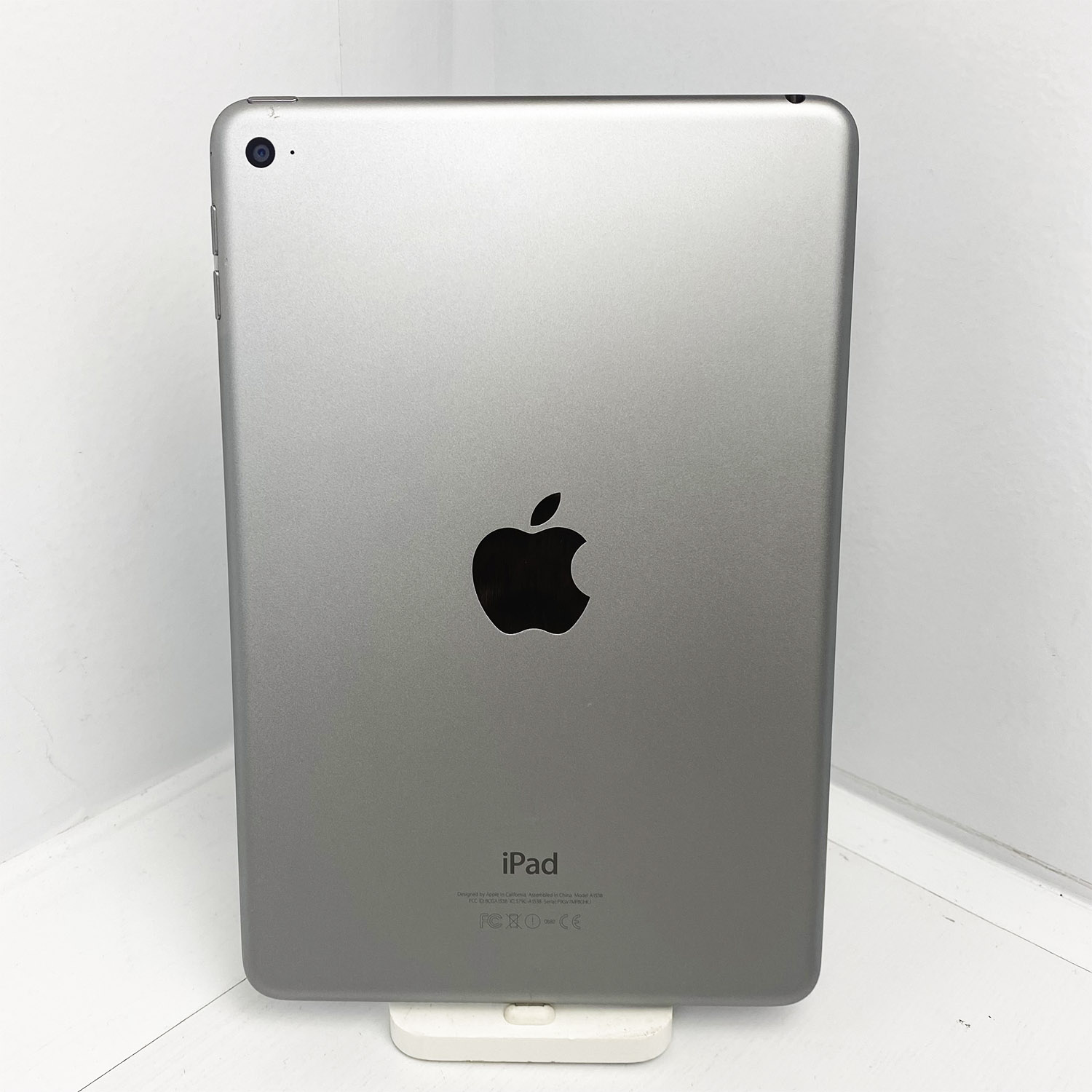 iPad Mini 7.9" 4a geração Silver 128GB MK6K2LL/A Seminovo