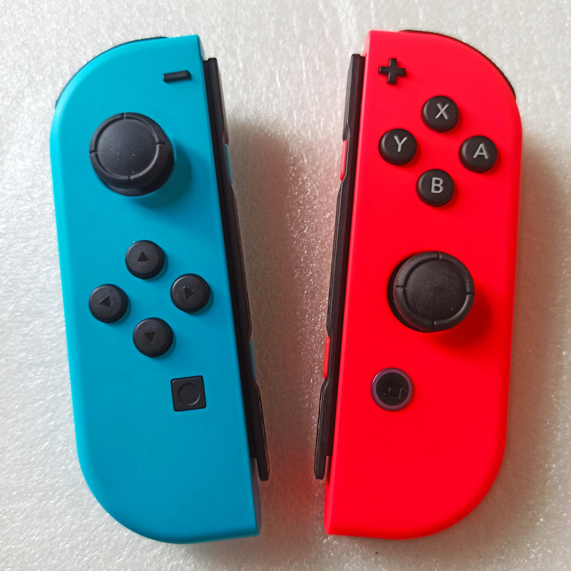 Console Nintendo Switch Neon - USADO - Versão 2
