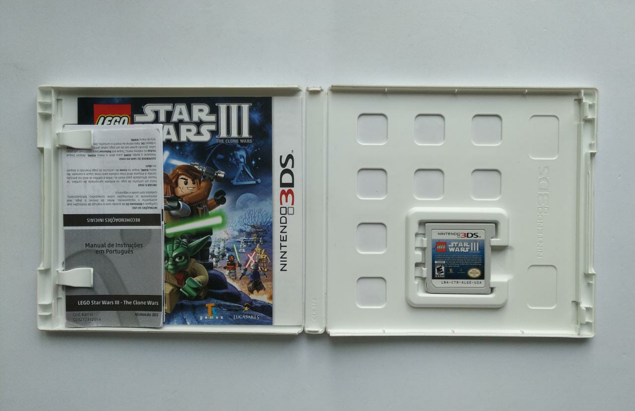 LEGO Star Wars III - The Clone Wars - Nintendo 3DS - Usado