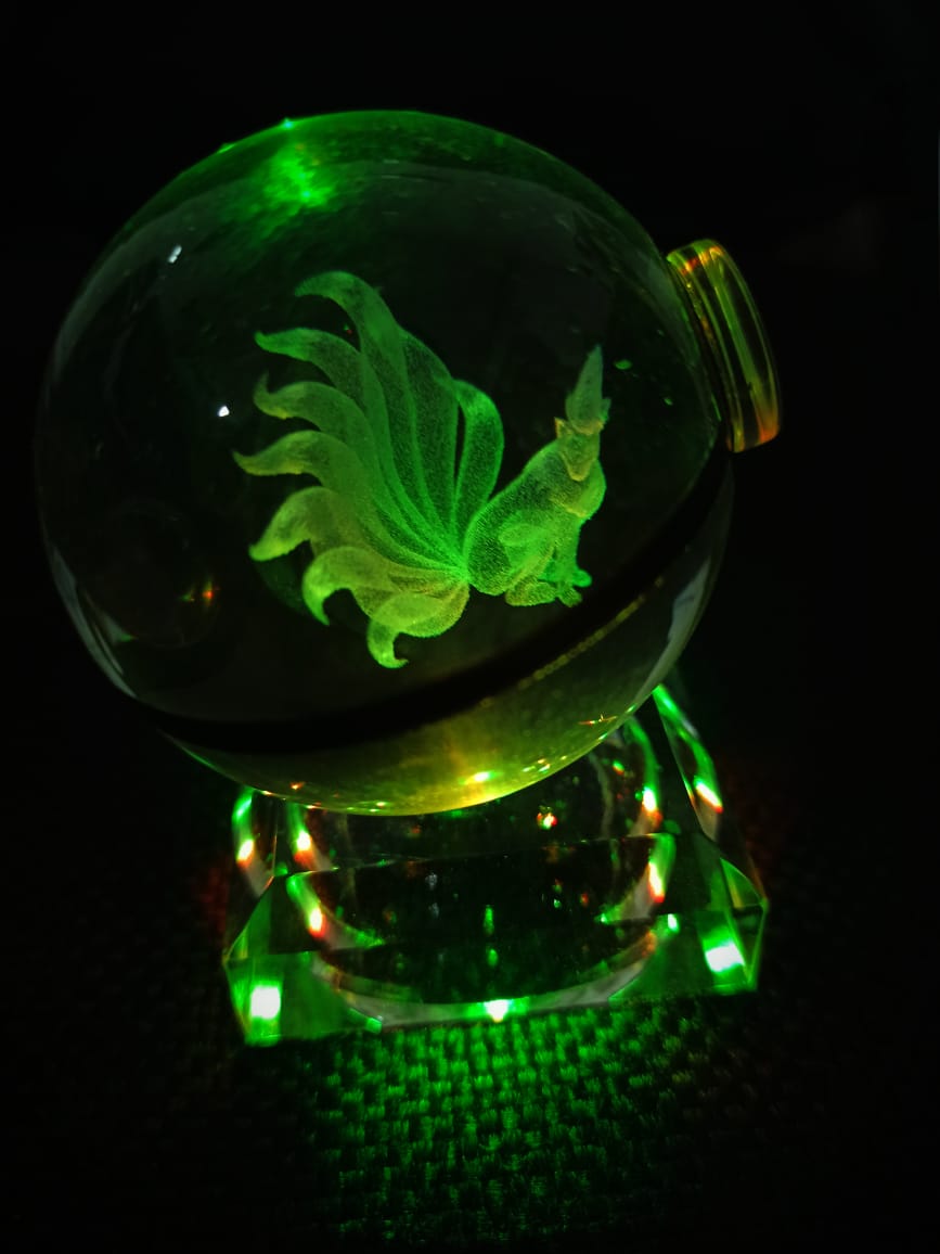 Luminária Pokebola - Ninetales