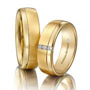 Alianças Casamento Ouro 5mm Trabalhada com Zircônias - A024