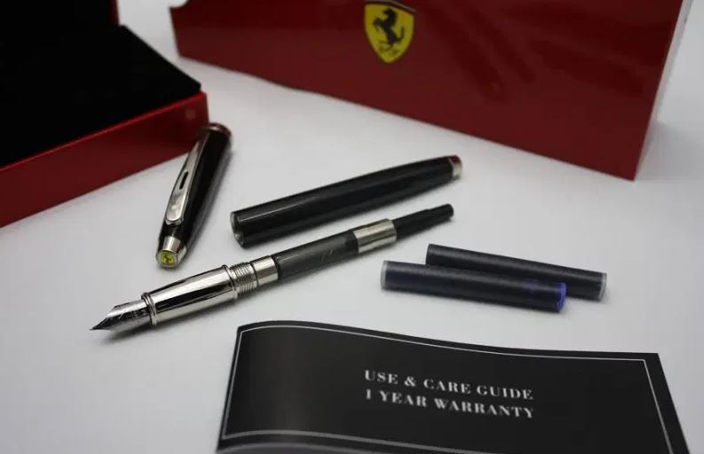 Caneta Sheaffer Gift 100 Ferrari Tinteiro Laca Negra CT
