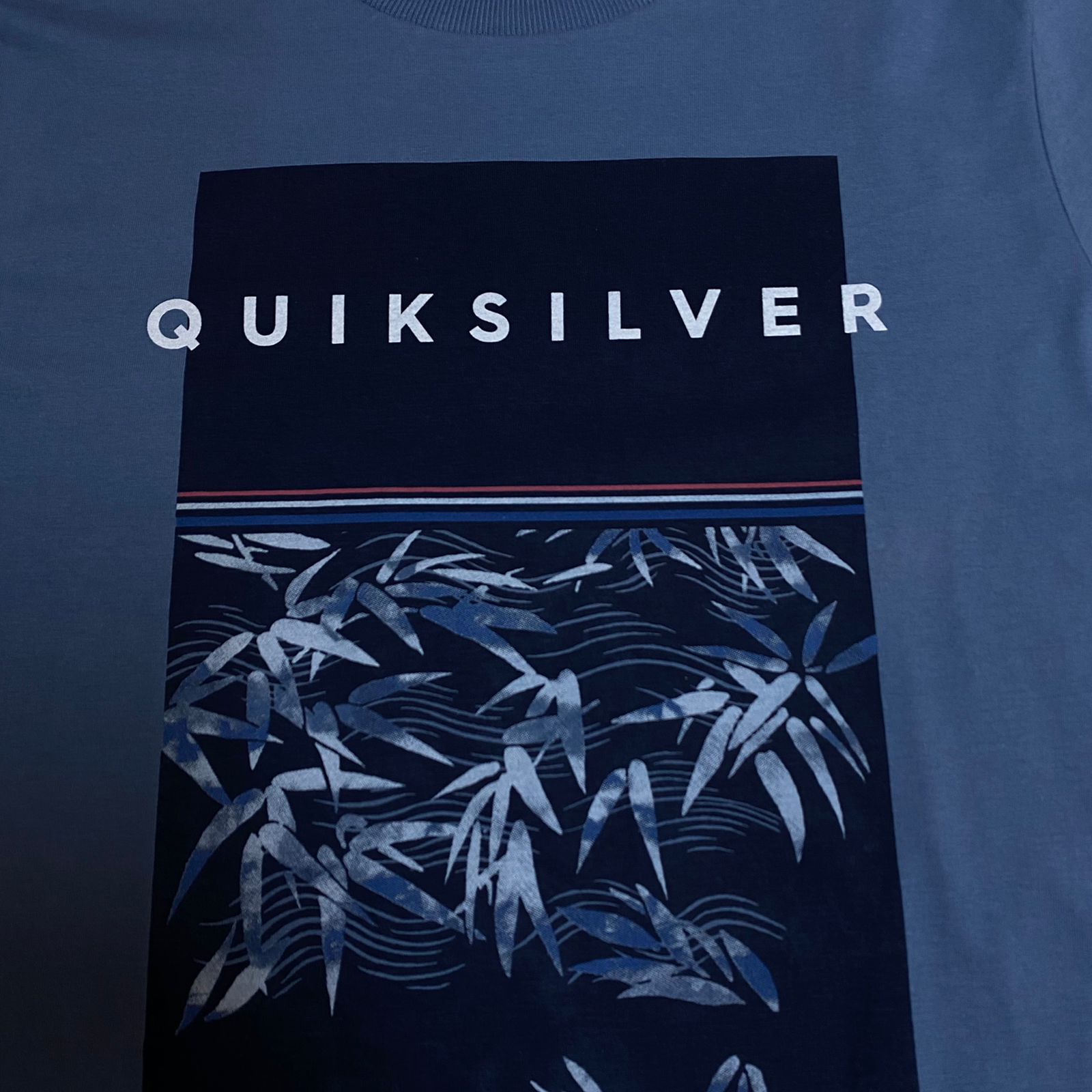 Camiseta Quiksilver Básica Zen Division Juvenil
