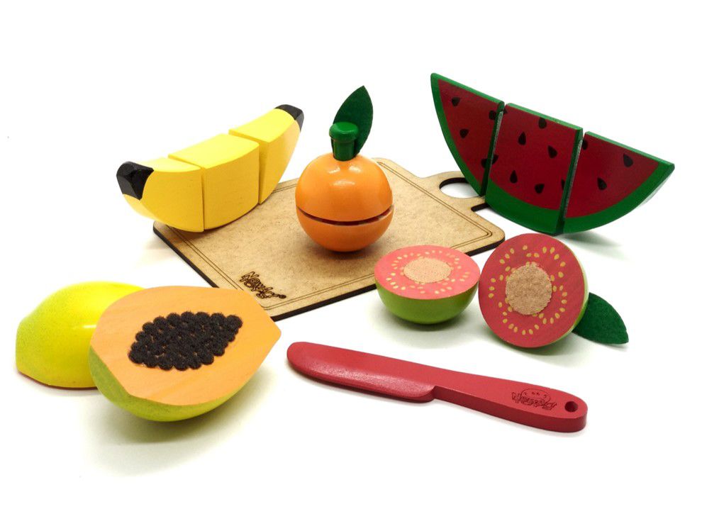 Kit com 5 Frutas para cortar, faca e tábua